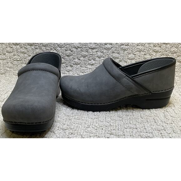 Dansko Gray Microbuck Nubuck Clogs Shoes Womens 40 US 10 NEW NWOB - Picture 1 of 10